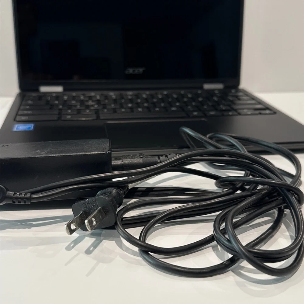 Tested and Functioning ACER Black Chromebook T752T WiFi 4GB 32GB 2021.